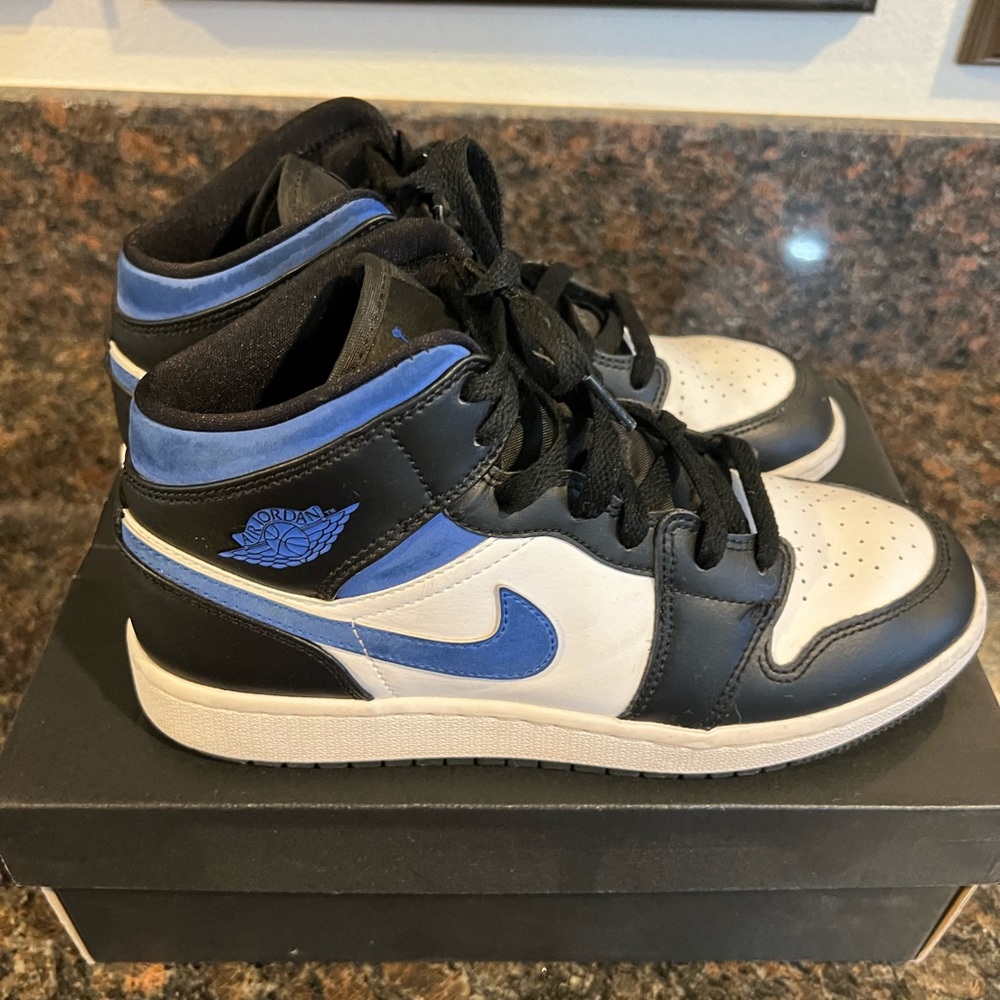 AIR JORDA 1MID (GS)